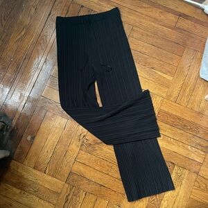 Uniqlo Pleated Straight Pants